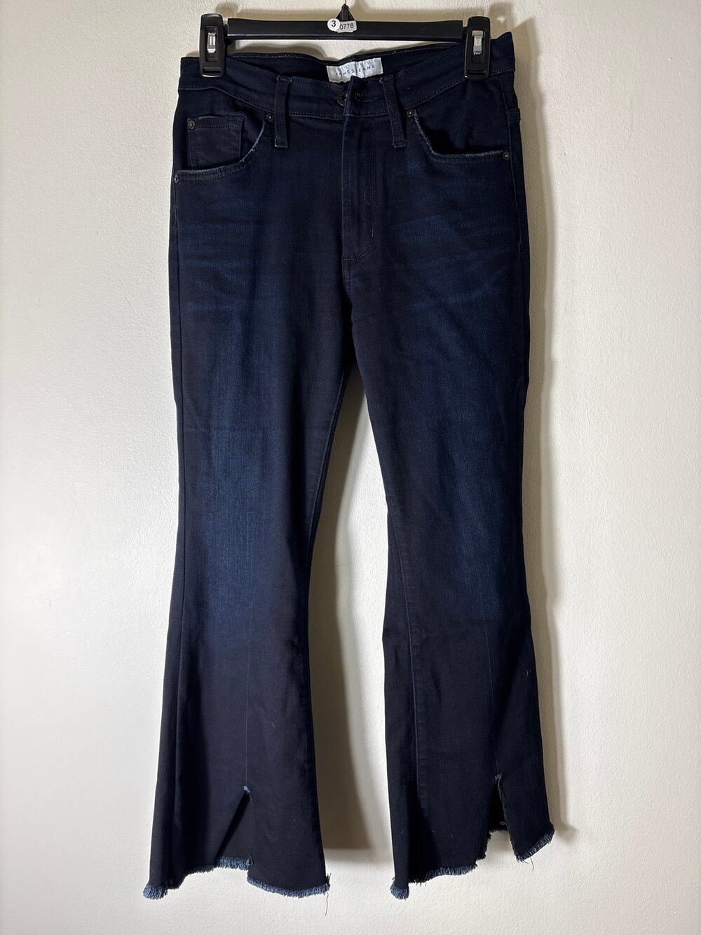 James Jeans Dark Indigo Flare Leg Jeans Sz 27